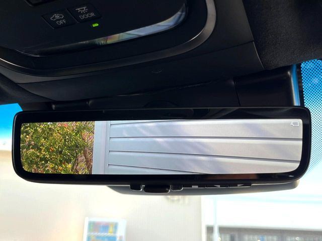 �y�f�W�^���C���i�[�~���[�z��Ȃ̑傫�ȉו��⓯��҂Ō�����m�F���Â炢���ł����S!�J�������B�e�����ԗ�����̉f�������[���~���[���ɕ\���B�N���A�Ȏ��E�ŏ󋵂̊m�F���\�ł�!