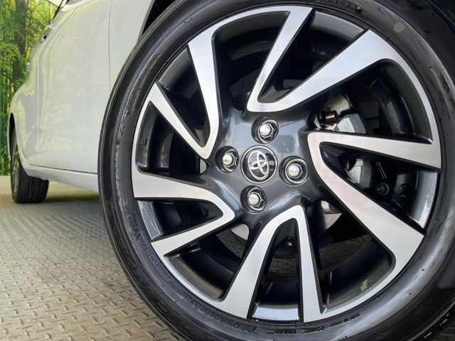 �y����16�C���`�A���~�z�C�[���z�O�ςɃ}�b�`���������A���~�z�C�[���𑕒����Ă���܂��B�e��ЊO�A���~�z�C�[����A�X�^�b�h���X�^�C�����戵�����Ă���܂��B���񂲑��k����������