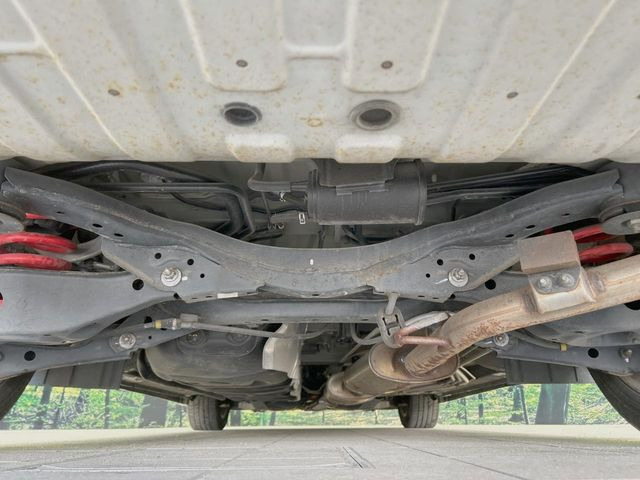 ����肪���ꂢ�Ȃ����ɁA�h�K���H�̎{�H���I�X�X���B�~��n��͂������A���ݕ��ɂ��Z���̕���A��Ń}�����E�E�B���^�[�X�|�[�c���������ɂ��D�]���������Ă���܂��B