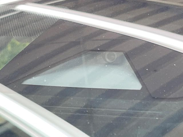 �y�v���N���b�V���Z�[�t�e�B�z�O���̎ԗ��������m���A�Փ˂������Ȏ��͌x��Œ��ӂ𑣂��A�u���[�L�𓥂ޗ͂��T�|�[�g�B�u���[�L�𓥂߂Ȃ������ꍇ�͏Փ˔�Q�y���u���[�L���쓮�A�Փˉ�����T�|�[�g���܂��B