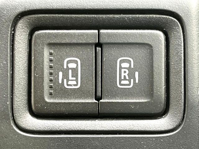 �y�����p���[�X���C�h�h�A�z�X�}�[�g�L�[��^�]�Ȃ̃X�C�b�`�Ō�ȗ����X���C�h�h�A�̊J���\���d��������͂����ăh�A���J����K�v�������A�����Ȃ��q�l�ł��ȒP�ɊJ���߂ł����K�ł���