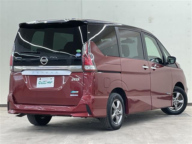 セレナ2.0 ハイウェイスター 4WD