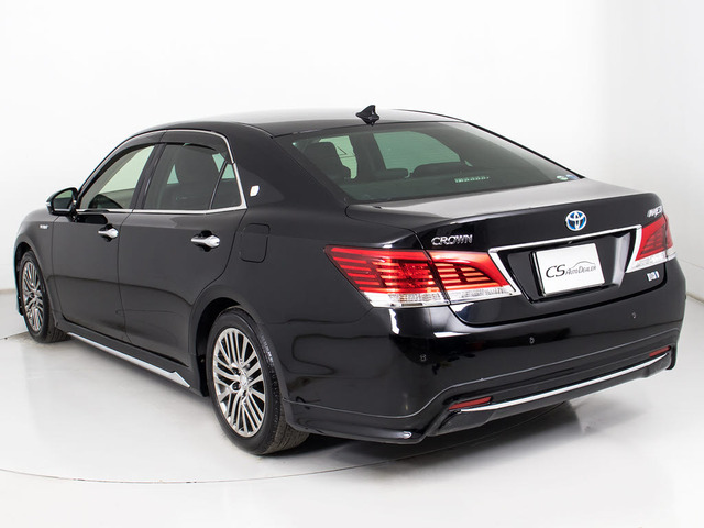 フルエアロが装着されています!お好みはいかがですか?今付いているデザイン以外にも、各ブランドのエアロを格安にてお取付け出来ます!又、エアロを外してノーマル状態にする事も出来ます!!