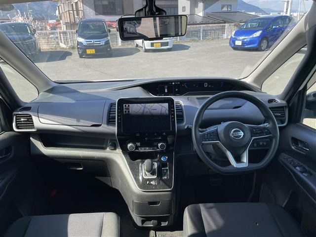 セレナ1.2 e-POWER XV エアロ