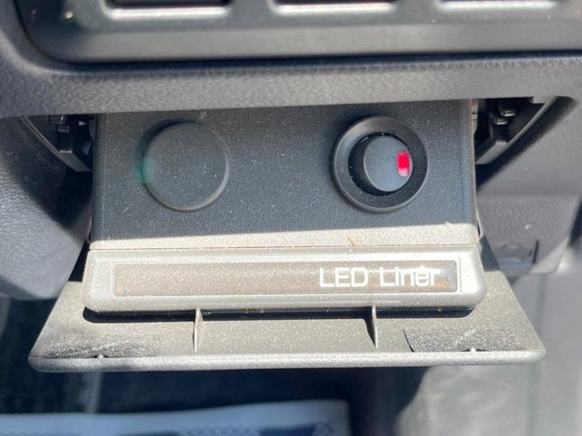 �yLED���C�i�[�zLED���C�i�[���t���Ă���܂�!