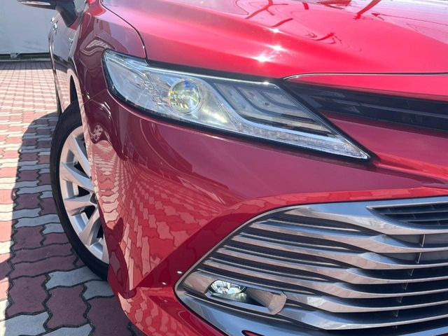 �yLED�w�b�h���C�g�z���V����ԑ��s�����ǍD�Ȏ��E���m�ۂ����S���ĉ^�]�ł��鍂�P�xLED�w�b�h���C�g�𑕔�!�_�����x�������A����d�͂��}�����Ă��܂��B