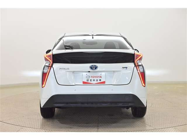 プリウス1.8 S セーフティ プラス