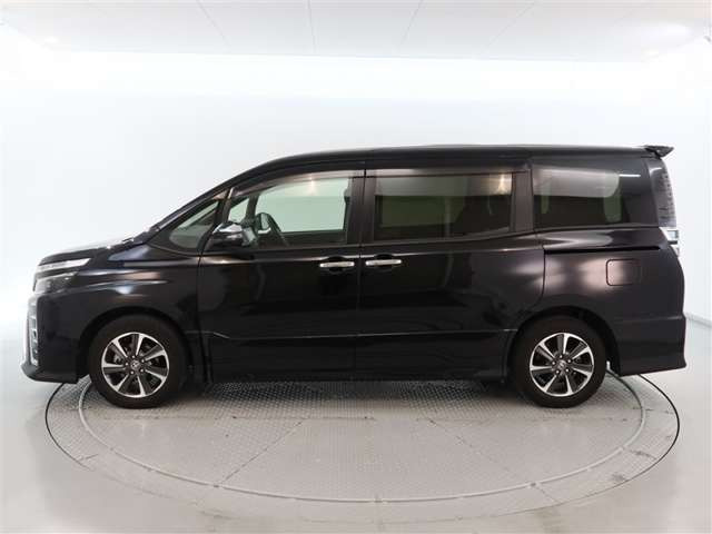 ヴォクシー2.0 ZS 煌III