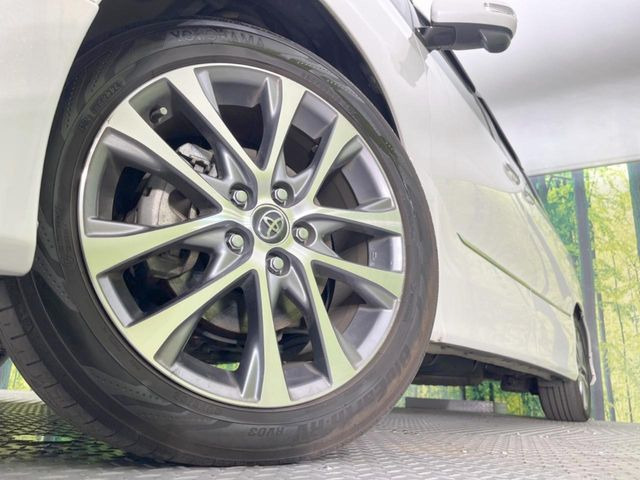 �y�����A���~�z�C�[���z�O�ςɃ}�b�`���������A���~�z�C�[���𑕒����Ă���܂��B�e��ЊO�A���~�z�C�[����A�X�^�b�h���X�^�C�����戵�����Ă���܂��B���񂲑��k����������