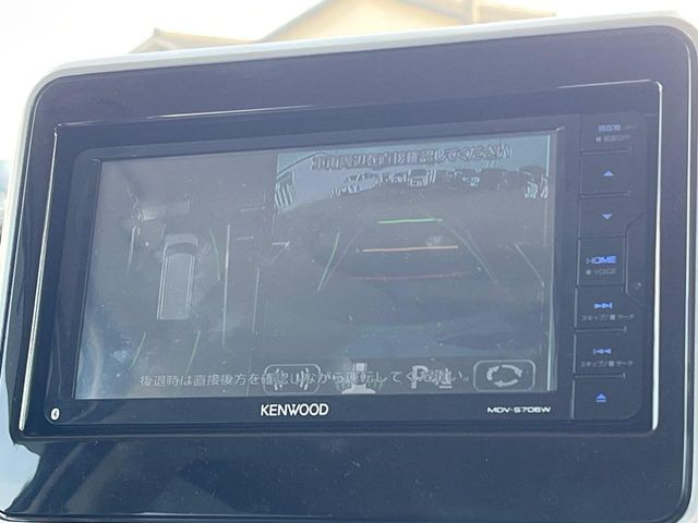 �y�S���ʃ��j�^�[�p�J�����z��p�̃J�����ɂ��A�ォ�猩���낵���悤�Ȏ��_��360�x�N���}�̎��͂��m�F���邱�Ƃ��ł��܂������p�������m�F���₷���A�����ꏊ�ł̐؂�Ԃ��⒓�Ԃ��X���[�Y�ɍs���܂��B