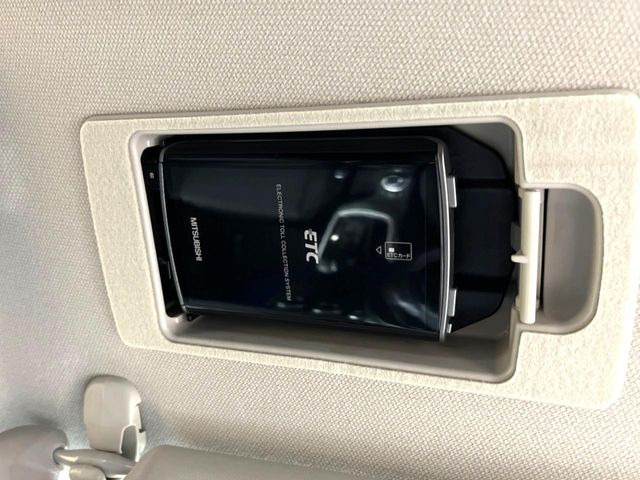 【ETC】高速道路の料金所をストレスなく通過!話題のスポットやサービスエリアに多い「スマートIC」利用時は必須のアイテムです。当店でセットアップを実施、ご納車当日からすぐにご利用いただけます!