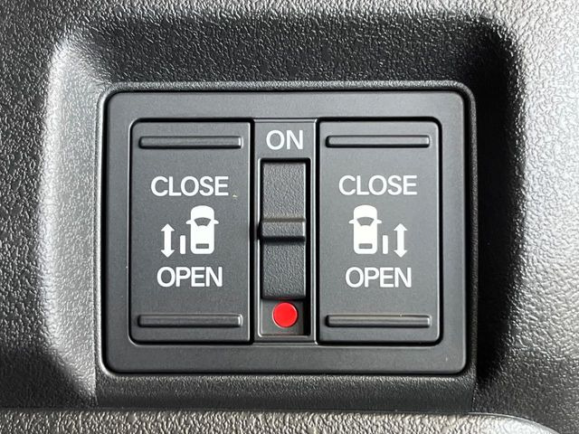 �y�����p���[�X���C�h�h�A�z�X�}�[�g�L�[��^�]�Ȃ̃X�C�b�`�Ō�ȗ����X���C�h�h�A�̊J���\���d��������͂����ăh�A���J����K�v�������A�����Ȃ��q�l�ł��ȒP�ɊJ���߂ł����K�ł���