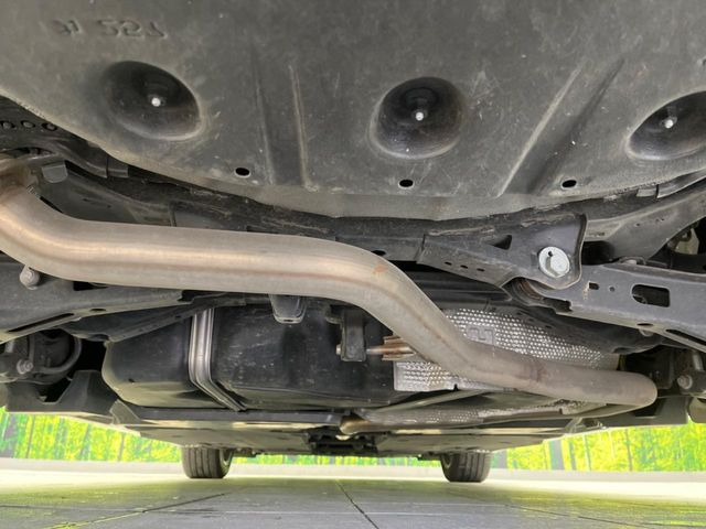 ����肪���ꂢ�Ȃ����ɁA�h�K���H�̎{�H���I�X�X���B�~��n��͂������A���ݕ��ɂ��Z���̕���A��Ń}�����E�E�B���^�[�X�|�[�c���������ɂ��D�]���������Ă���܂��B