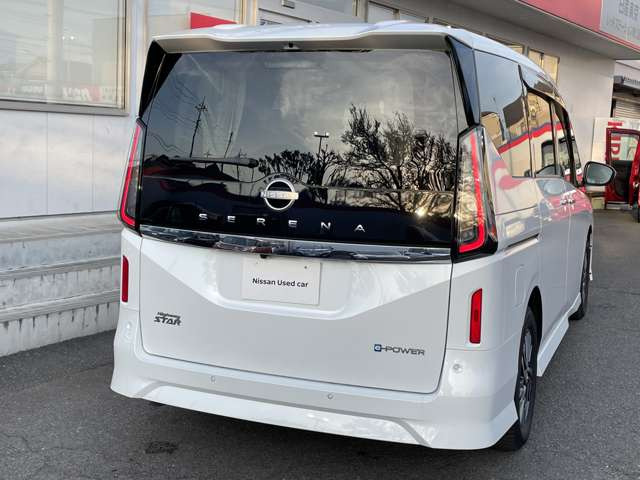 セレナ1.4 e-POWER ハイウェイスターV