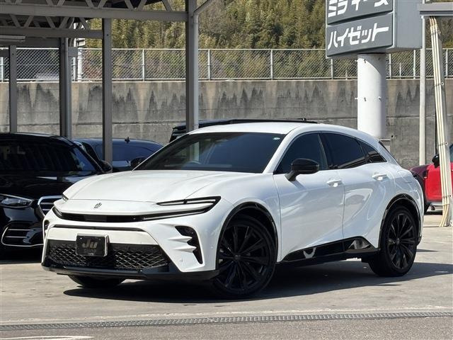 クラウンスポーツ2.5 Z E-Four 4WD