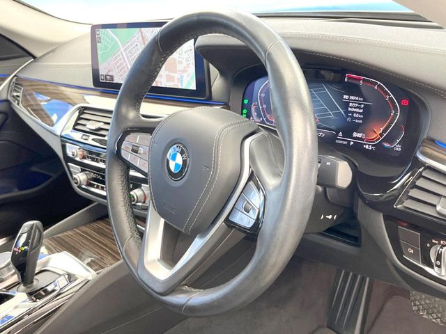 ���n���h�����̃X�������Ȃ��A���ꂢ�ȏ�Ԃ��ێ����Ă���܂��B�e�X�C�b�`���̓�����m�F�ς݂ł��B