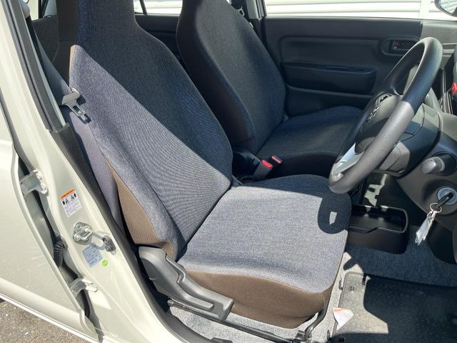 �^�]�ȃV�[�g���͎g�p�������Ȃ��A�ǍD�ȏ�ԂƂȂ��Ă��܂��B���J�Ɏg���Ă������Ƃ��悭�킩��܂��ˁB