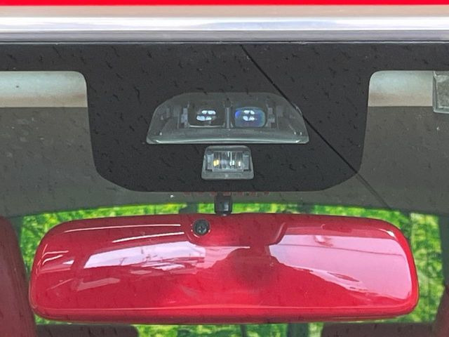 �y�V�e�B�u���[�L�A�N�e�B�u�V�X�e���z�ᑬ���s���ɑO���̎ԗ�����F�����A�Փ˂������Ȏ��͌x��ƃu���[�L�ŏՓˉ���Ɣ�Q�y�����A�V�X�g�B�����S�Ƀh���C�u�����y���݂��������܂��B