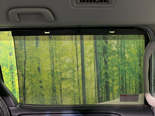 �y���[���V�F�[�h�z��������ԊO����̌���ῂ����Ƃ��ɃT�b�ƈ����o���Ďg����A���[���i�[�^�C�v�̃T���V�F�[�h�𑕔��B��Ȃɏ�������q�l���E�g�E�g�����������ȂǁA���Ђ����p����������