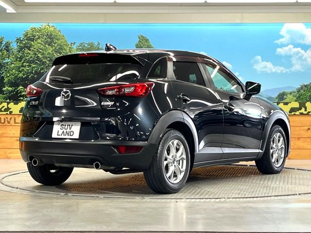 ☆全国のネクステージからお取り寄せが可能※!遠方の店舗に展示してあるクルマが気になる場合も、最寄りの店舗でご覧いただくことが可能です!是非私たちに要望をお聞かせください!※別途費用