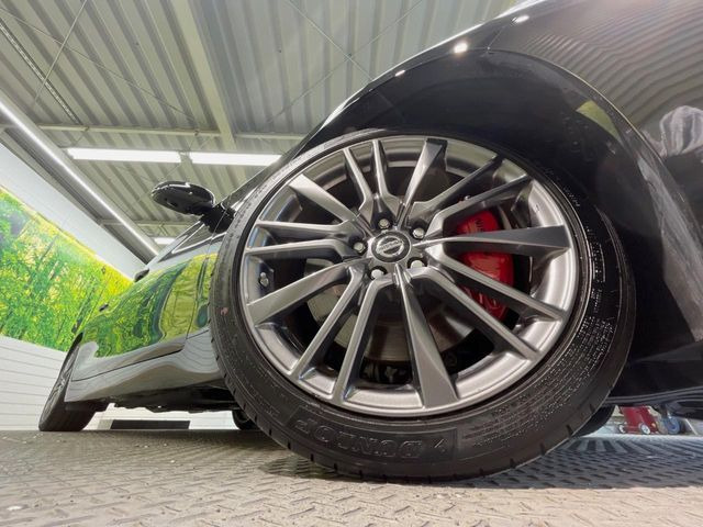 �y����19�C���`�A���~�z�C�[���z�O�ςɃ}�b�`���������A���~�z�C�[���𑕒����Ă���܂��B�e��ЊO�A���~�z�C�[����A�X�^�b�h���X�^�C�����戵�����Ă���܂��B���񂲑��k����������