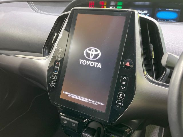 �y�����i�r�z�l�C�̏����i�r�𑕔����Ă���܂��B�i�r�̎g���₷���͂������A�I�[�f�B�I�@�\���[��!�L�����v�◷�s�͂������A�ʋ΂┃�����ȂǕ��i�̃h���C�u���y�����Ȃ�͂���