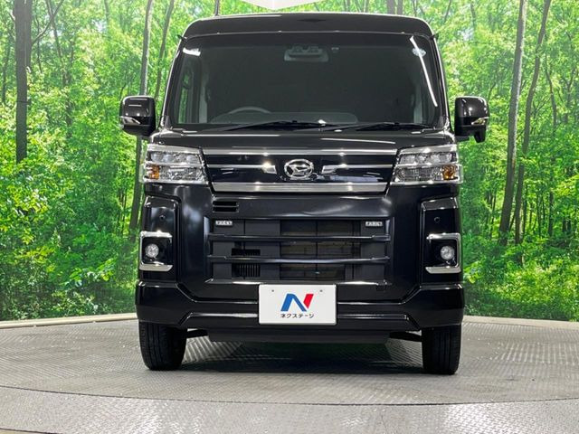 ���Ђł́A�S�ԁw�C�����Ȃ��x�̂��Ԃ̂ݎ�舵���Ă���܂��B��C�o�C���[�ɂ�錵�I�����d����̌�A���Ɍ�̎ԗ��`�F�b�N���s���A�l�N�X�e�[�W���F�肵�����i���Ȓ��ÎԂ����񋟂��Ă���܂��B