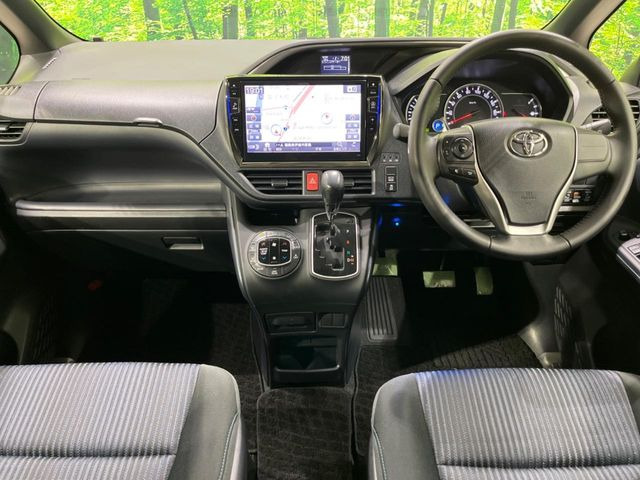 ヴォクシー2.0 ZS 煌