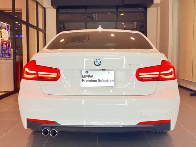 3シリーズセダン320i Mスポーツ