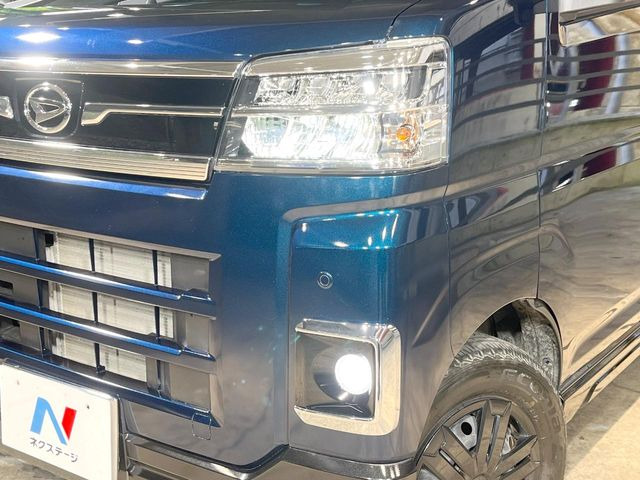 �yLED�w�b�h���C�g�z���V����ԑ��s�����ǍD�Ȏ��E���m�ۂ����S���ĉ^�]�ł��鍂�P�xLED�w�b�h���C�g�𑕔�!�_�����x�������A����d�͂��}�����Ă��܂��B