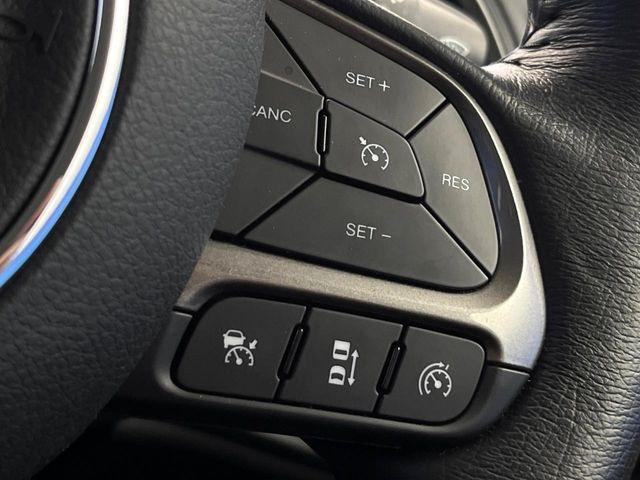 �����[�_�[�N���[�Y�R���g���[��:�O�̎ԂƂ̎Ԋԋ��������ɂƂ�A��葬�x�Ŏ������s���Ă���鎟����̃N���[�Y�R���g���[��!��ɍ������H�⎩���Ԑ�p���H�Ŏg�p����֗��ȋ@�\�ł�!