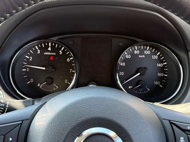 エクストレイル2.0 20Xi