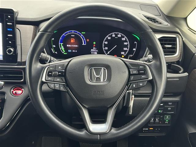 オデッセイ2.0 e:HEV アブソルート EX