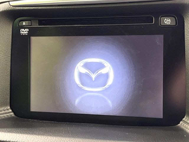 �y�}�c�_�R�l�N�g�i�r�z�ԓ��̕��͋C�Ƀ}�b�`������̌^�^�C�v�̃i�r�B�e����q�ݒ��Bluetooth�Đ����A�l�X�ȋ@�\���y���߂܂��B�����I�ȃ_�C�������삪�\�ŁA�g��������ǍD�ł��B