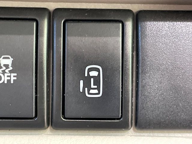 �y�p���[�X���C�h�h�A�z�X�}�[�g�L�[��^�]�Ȃ̃X�C�b�`�ŃX���C�h�h�A�̊J���\���d��������͂����ăh�A���J����K�v�������A���������q�l�ł��A�d���ו��������Ă��鎞�����N�ɊJ���߂ł��܂���