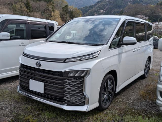 ヴォクシー1.8 ハイブリッド S-Z