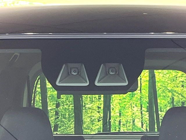 �y�X�}�[�g�A�V�X�g�z���s���ɑO���̎ԗ�����F�����A�Փ˂������Ȏ��͌x��ƃu���[�L�ŏՓˉ���Ɣ�Q�y�����A�V�X�g�B�����S�Ƀh���C�u�����y���݂��������܂��B