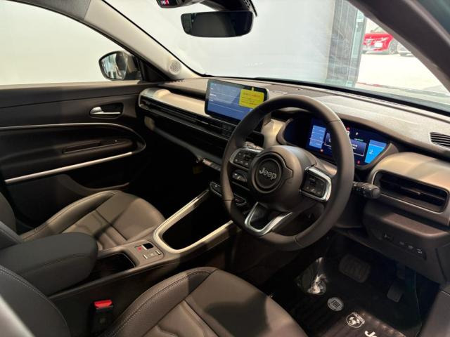 アベンジャーフル エレクトリック アルティテュード レイク