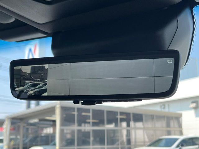 �y�f�W�^���C���i�[�~���[�z��Ȃ̑傫�ȉו��⓯��҂Ō�����m�F���Â炢���ł����S!�J�������B�e�����ԗ�����̉f�������[���~���[���ɕ\���B�N���A�Ȏ��E�ŏ󋵂̊m�F���\�ł�!