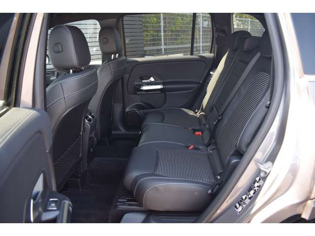 GLBGLB200d 4マチック 4WD