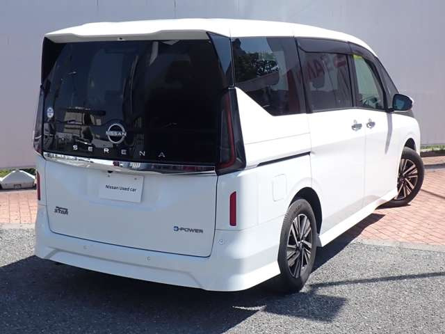 セレナ1.4 e-POWER ハイウェイスターV