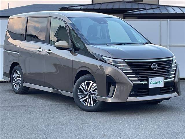 セレナ1.4 e-4ORCE ハイウェイスターV 4WD