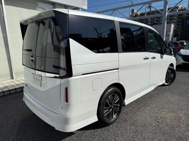 セレナ2.0 ハイウェイスターV