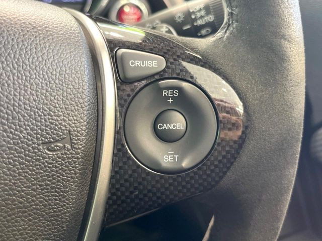 �y�N���[�Y�R���g���[���z�������H�����N���N���s�B�A�N�Z���𗣂��Ă���葬�x�ő��s���ł��A�������^�]���̕��S���y��!�����E�������ȒP�ȃX�C�b�`����Œ����ł��܂��B