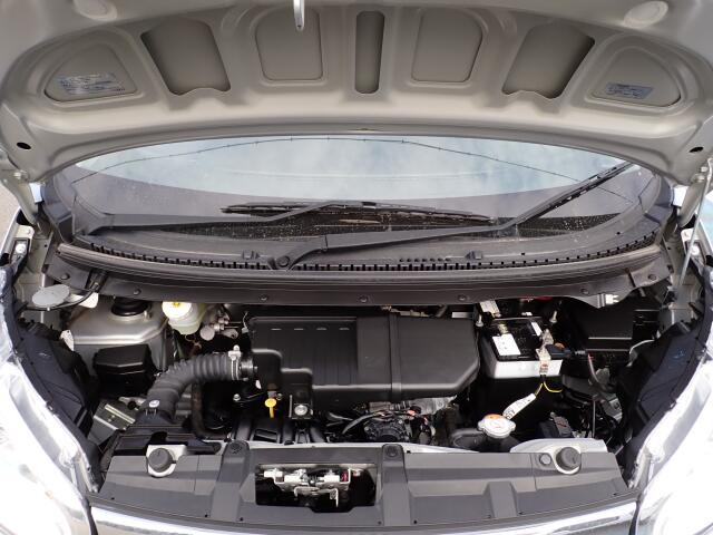 �G���W�����[�������ꂢ�ł���B�@�֋@�\�n���ǍD�ł��B�[�ԑO�ɓ_���������s���܂��B�G���W���I�C���E�I�C���t�B���^�[�E�G�A�R���t�B���^�[�E���C�p�[�S���͕K�������v���܂�