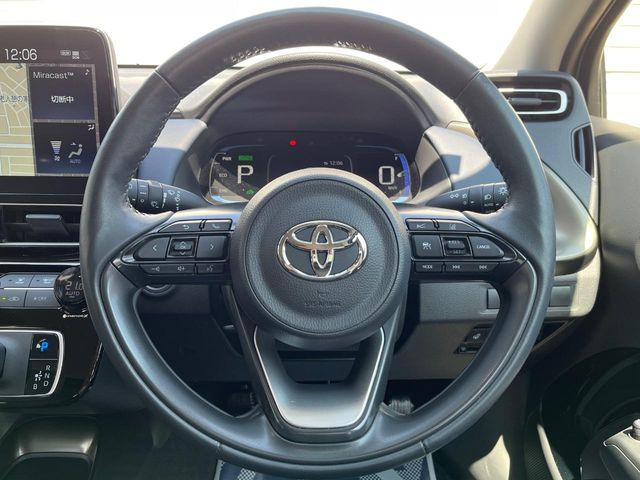 �y�����v�����X�e�A�����O�z�㎿�Ȋv���g�p���邱�ƂŁA��ɂ����������݂ƂĂ��^�]���₷���n���h���ł���