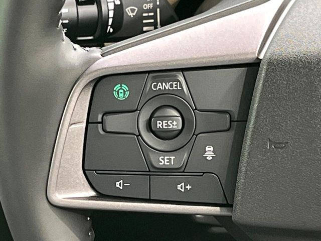 �y�}�C�p�C���b�g�z�������H�ł̒��������s���y��!!�a�؎��Ə��񑖍s�̃V�[���ŁA�A�N�Z���E�u���[�L�E�X�e�A�����O�������Ő��䂵�A�������^�]�̕��S���y�����Ă���܂���