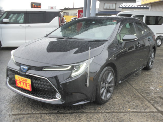 カローラ1.8 ハイブリッド W×B E-Four 4WD