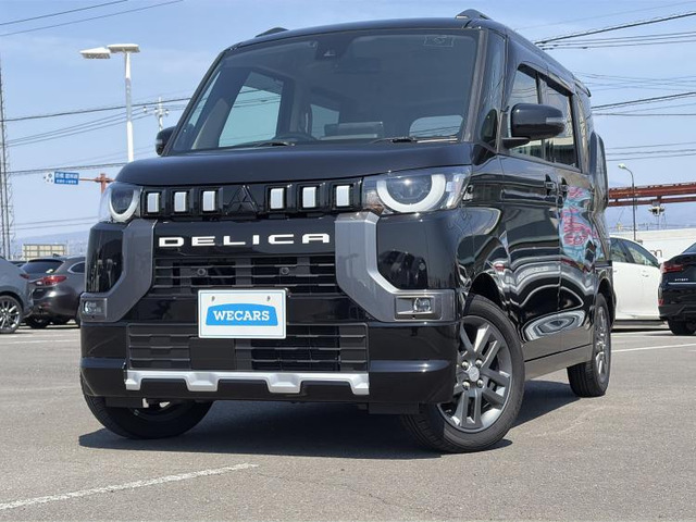 デリカミニT プレミアム 4WD