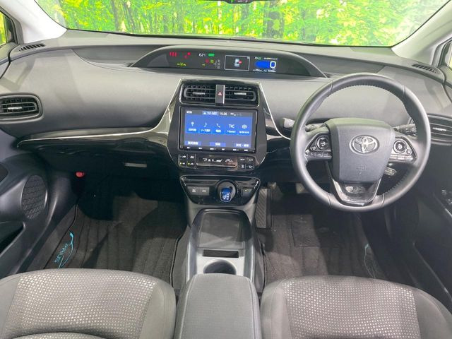 プリウス1.8 S セーフティ プラスII